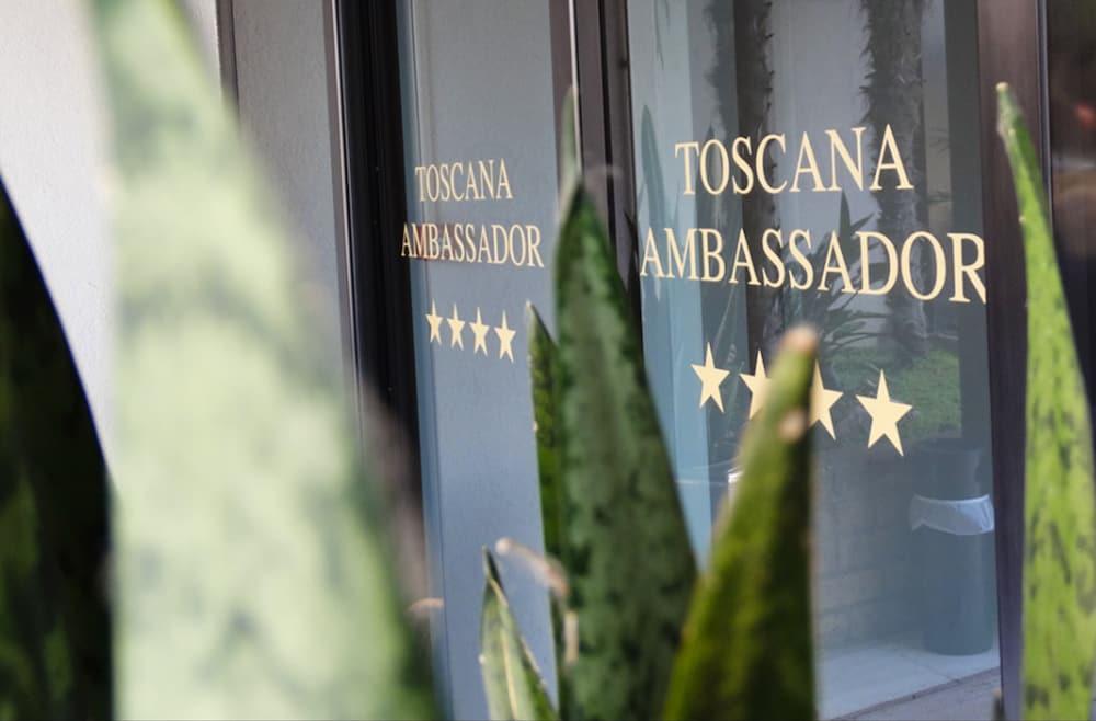 Hotel Toscana Ambassador Poggibonsi Exterior foto